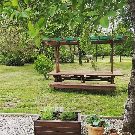 Bienvenue Au Barail, Maison En Pleine Nature Sérigné